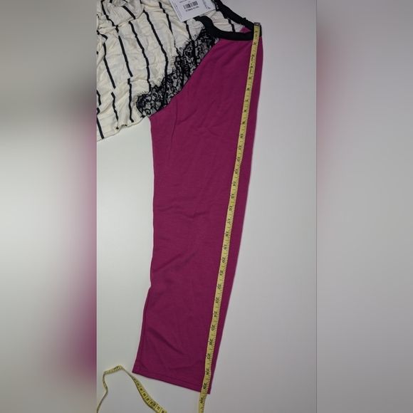 NWT Heimish USA 3XL Womens Long Sleeve Top Black Stripes/Lace with Pink Sleeves - Picture 8 of 8